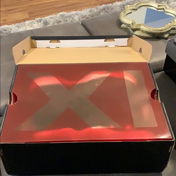 Jordan 11 breds 2012 release - Picture 7 of 8